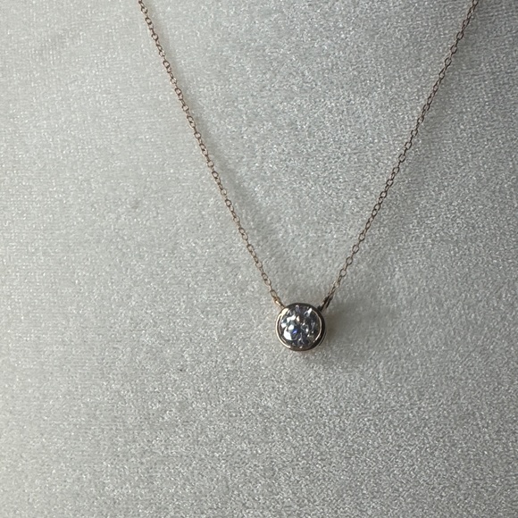 Elegant Gold Necklace with Silver Pendant - Picture 1 of 1